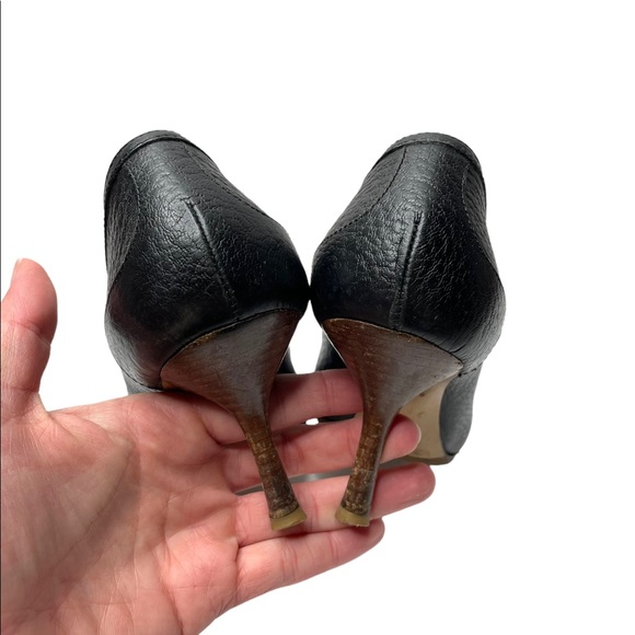 Gucci | Vintage Bamboo Horsebit Round Toe Leather Pumps 5.5B - Picture 7 of 12